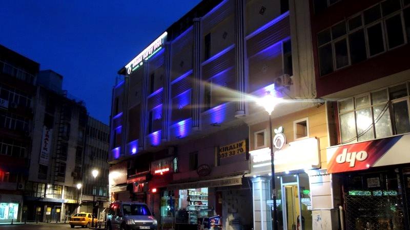 Adana Saray Hotel Bagian luar foto