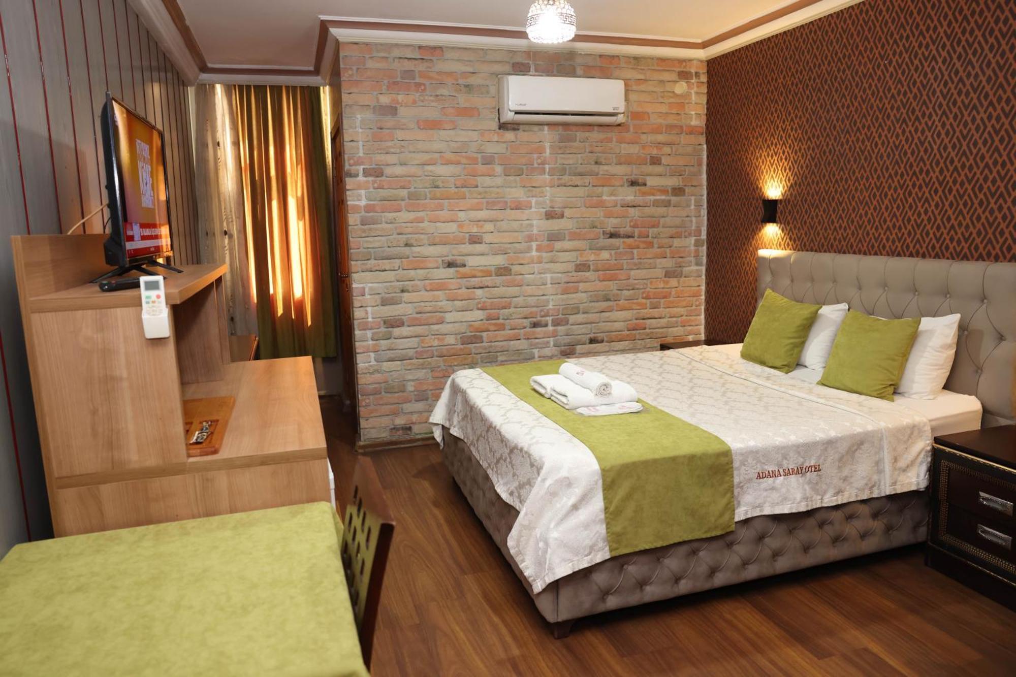 Adana Saray Hotel Bagian luar foto