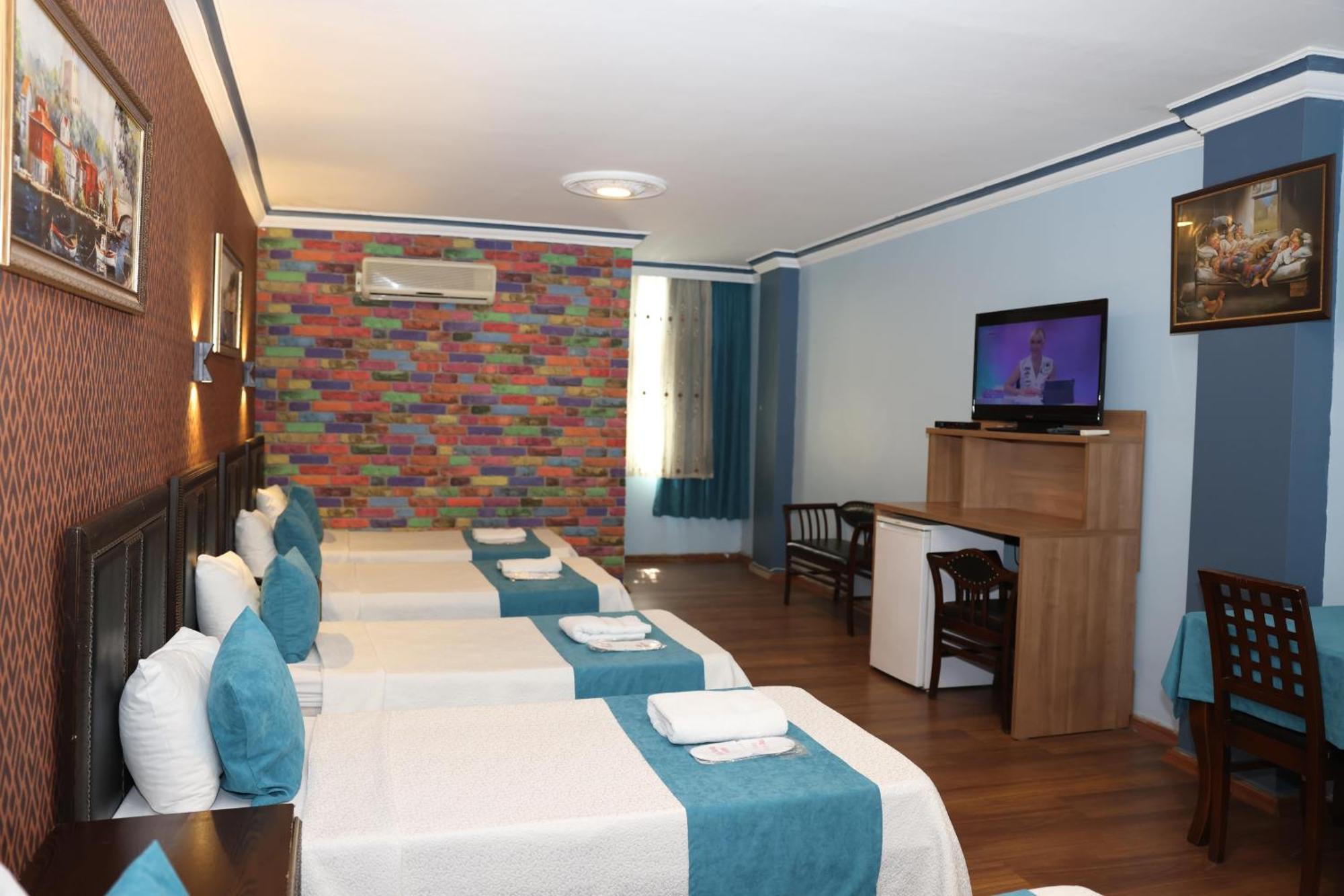 Adana Saray Hotel Bagian luar foto