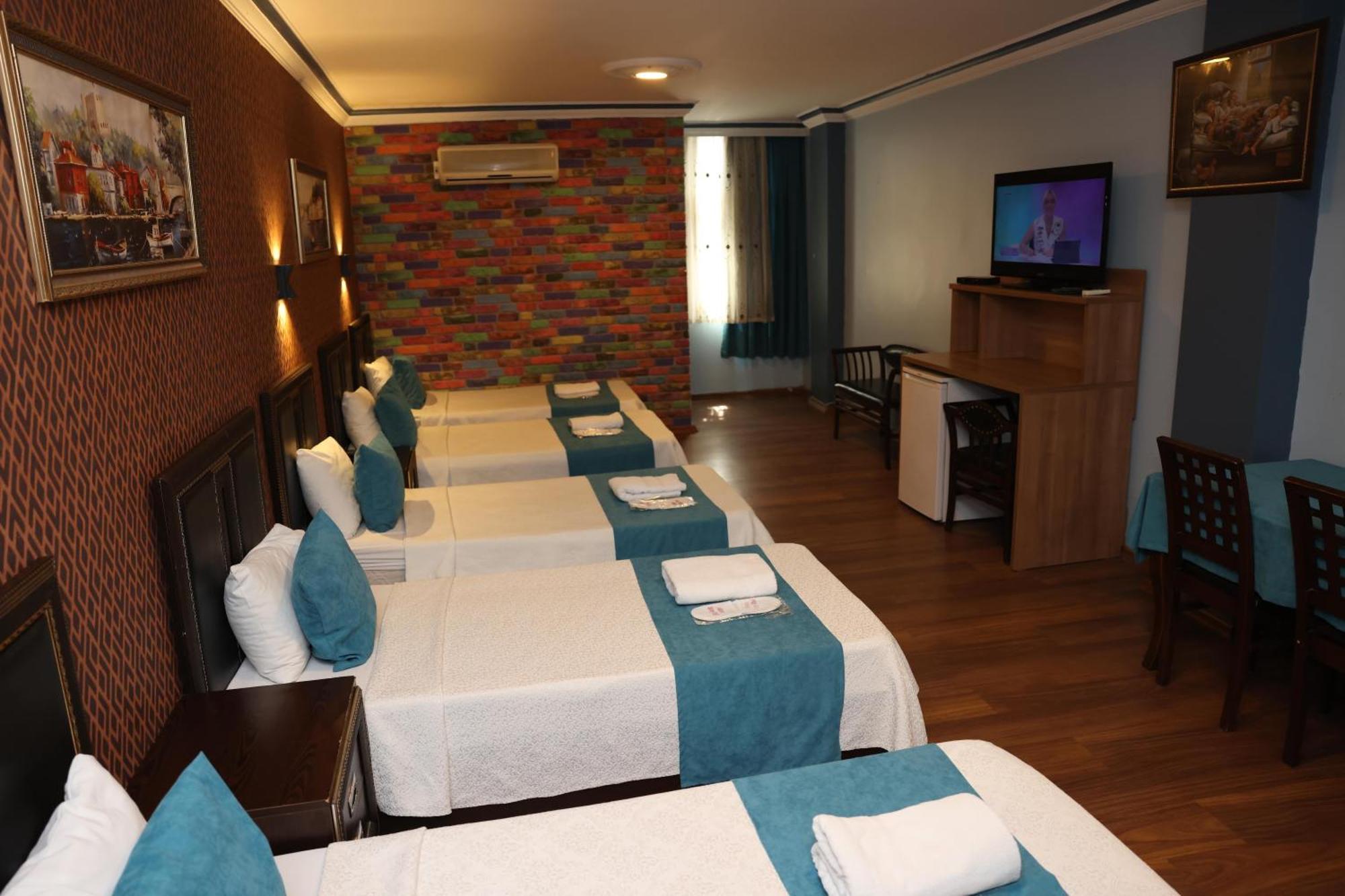 Adana Saray Hotel Bagian luar foto