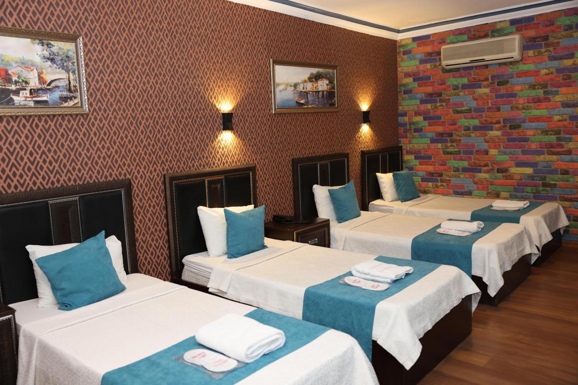 Adana Saray Hotel Bagian luar foto