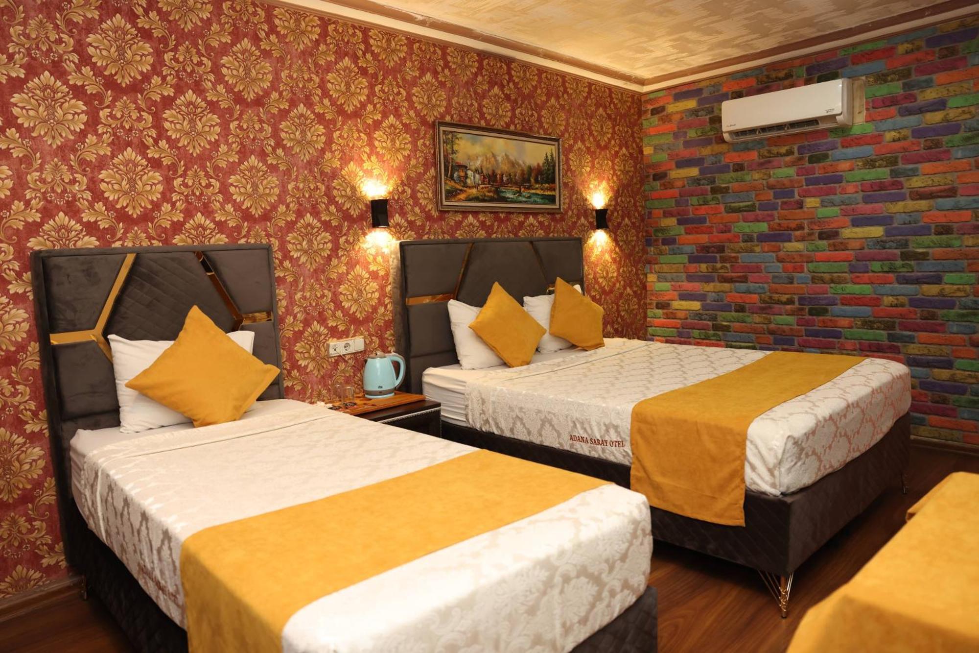 Adana Saray Hotel Bagian luar foto